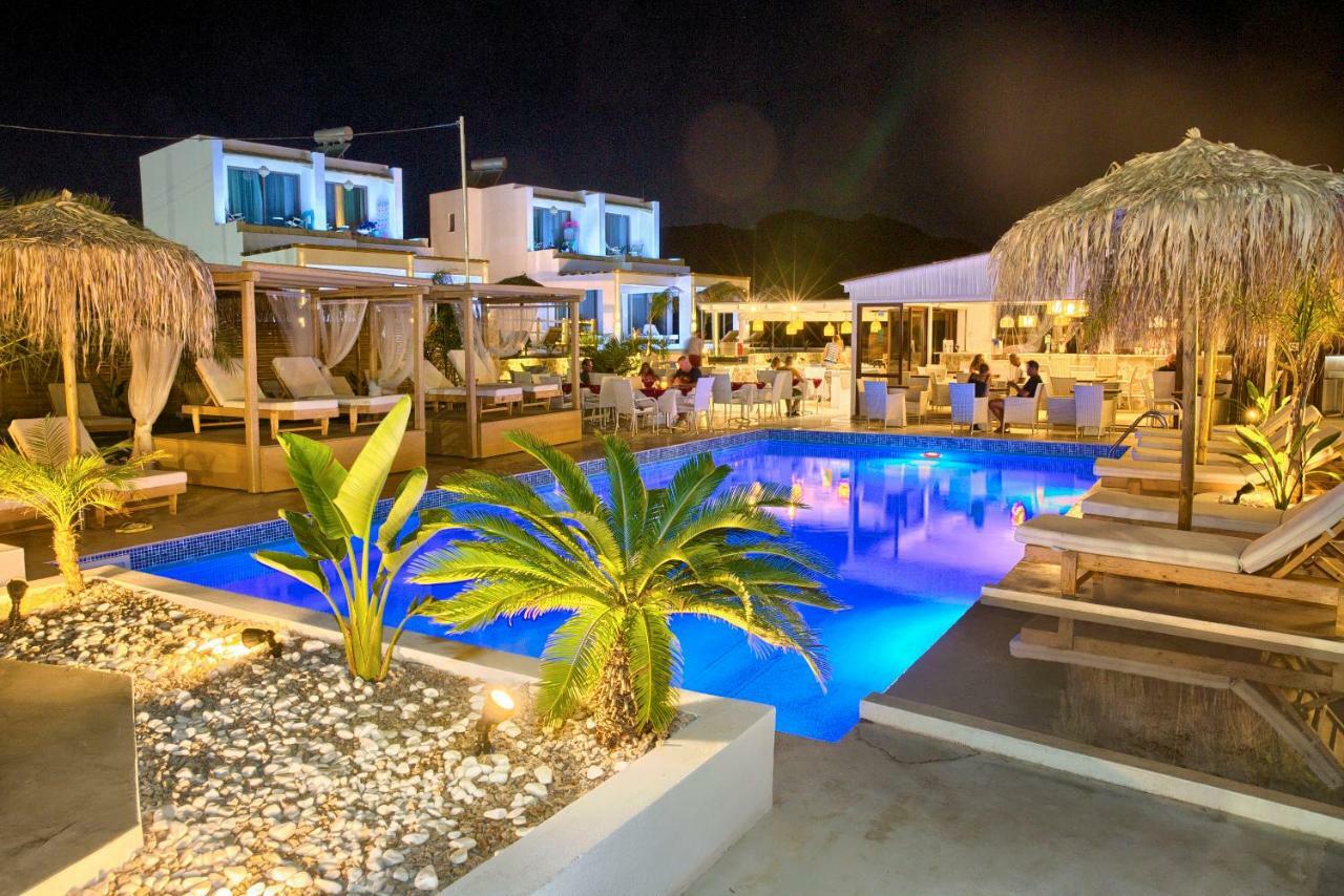 Hotell Alia Beach 3*